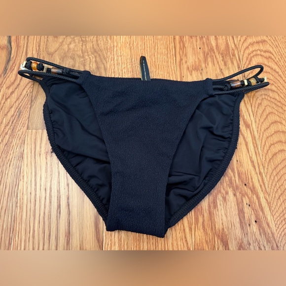 ViX Swimwear Paula Hermanny Black Bikini Bottoms with Beading Size M - Picture 1 of 10